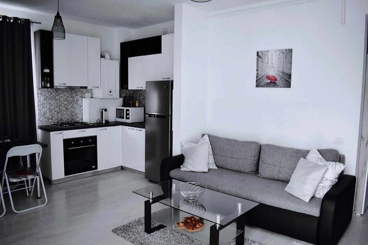 Etalon Airport Apartments Otopeni Bagian luar foto